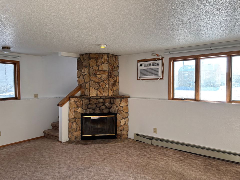 1st image of 226 W Sweet Ave #1