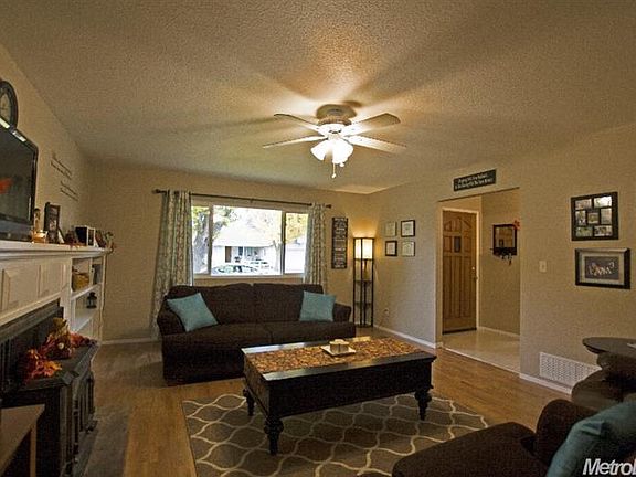 3rd image of 1713 Idylwood Ct