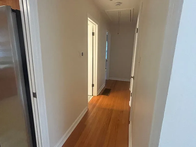 1805 Stevens Dr NE — Photo 5