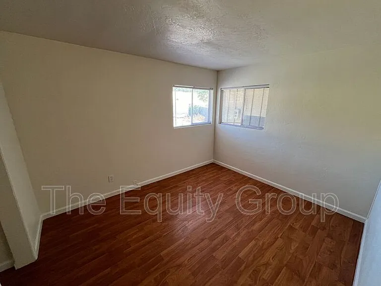 405 W Westfield Ave — Photo 9