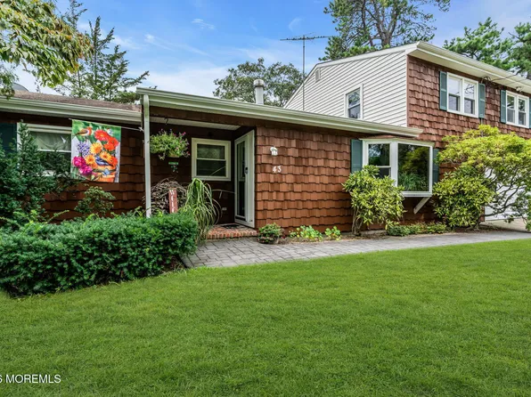 43 Railroad Avenue, Beachwood, NJ 08722