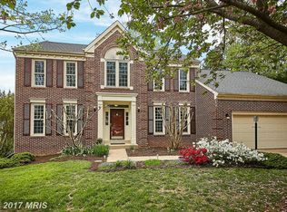 18866 Crossroads Ct, Triangle, VA 22172