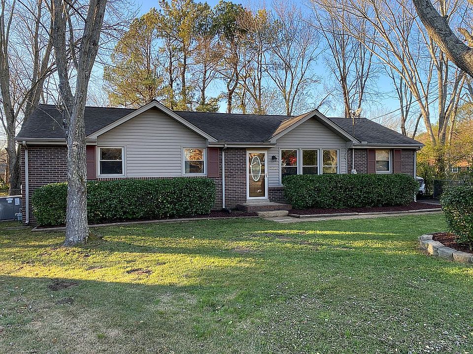 1st image of 8036 Stallion Ct