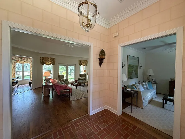 365 Major Wright Rd — Photo 5