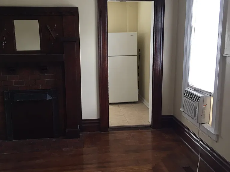 1003 8th St #2 — Photo 3
