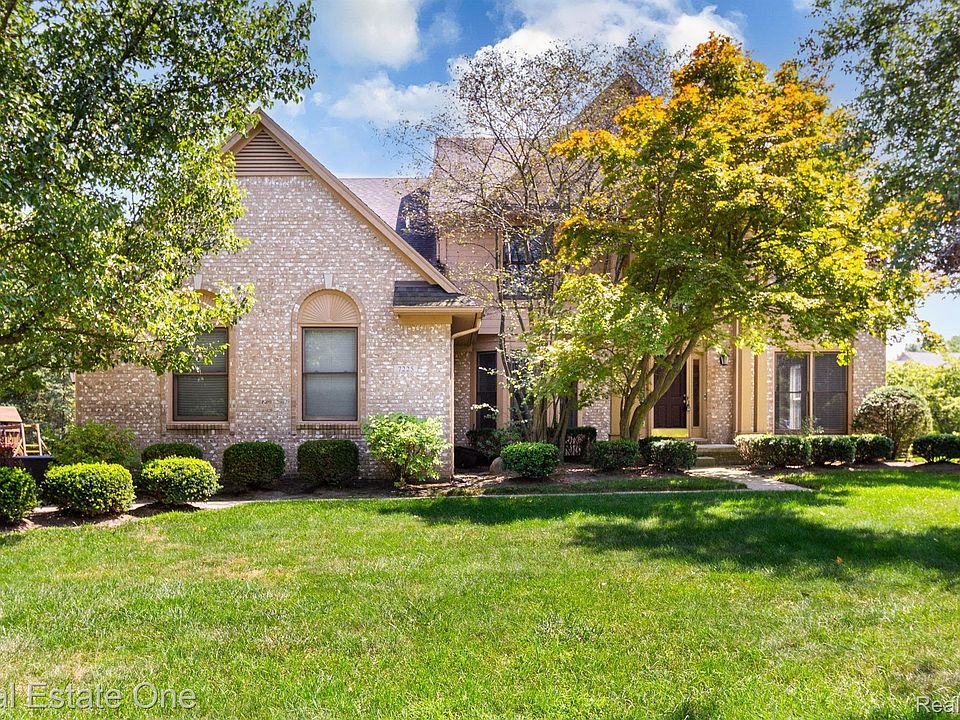1st image of 7225 Aaronway Dr
