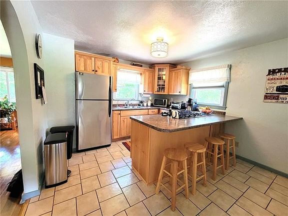 2nd image of 126 Younkins Dr