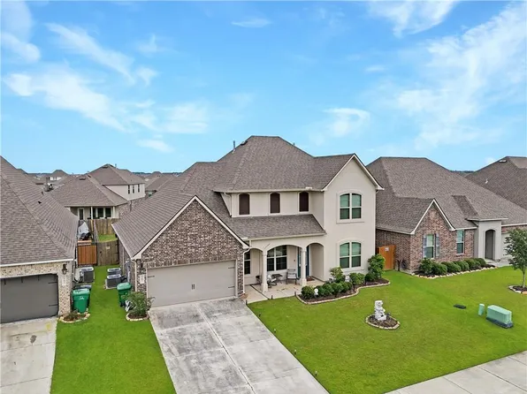 587 Lakeshore Vlg E, Slidell, LA 70461