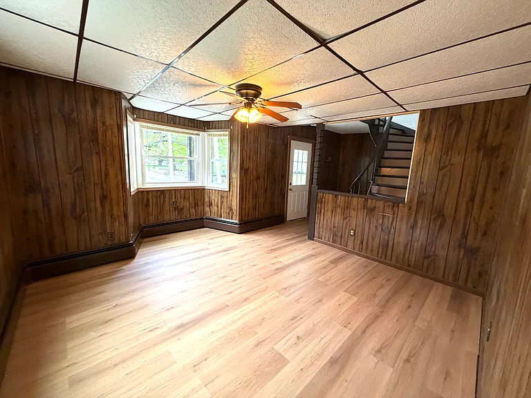176 Laurel Hill Ave #1 — Photo 4