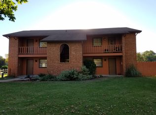 1122 N Plum St, Newton, KS 67114