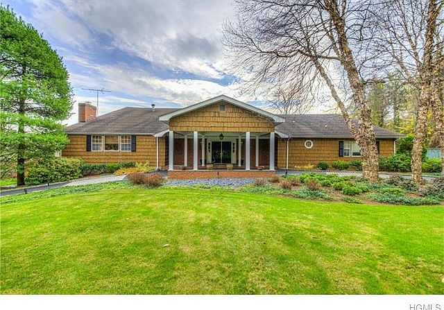 1st image of 6 Palma Dr