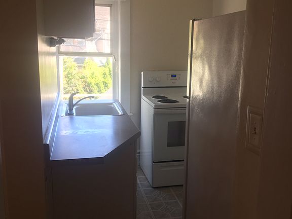 Kitchen unit #3
