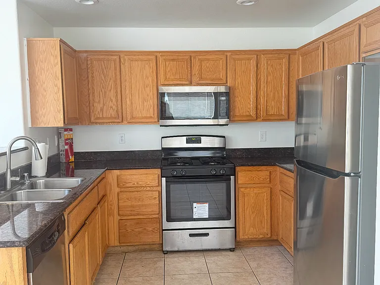 6320 Blue Twilight Ct — Photo 4