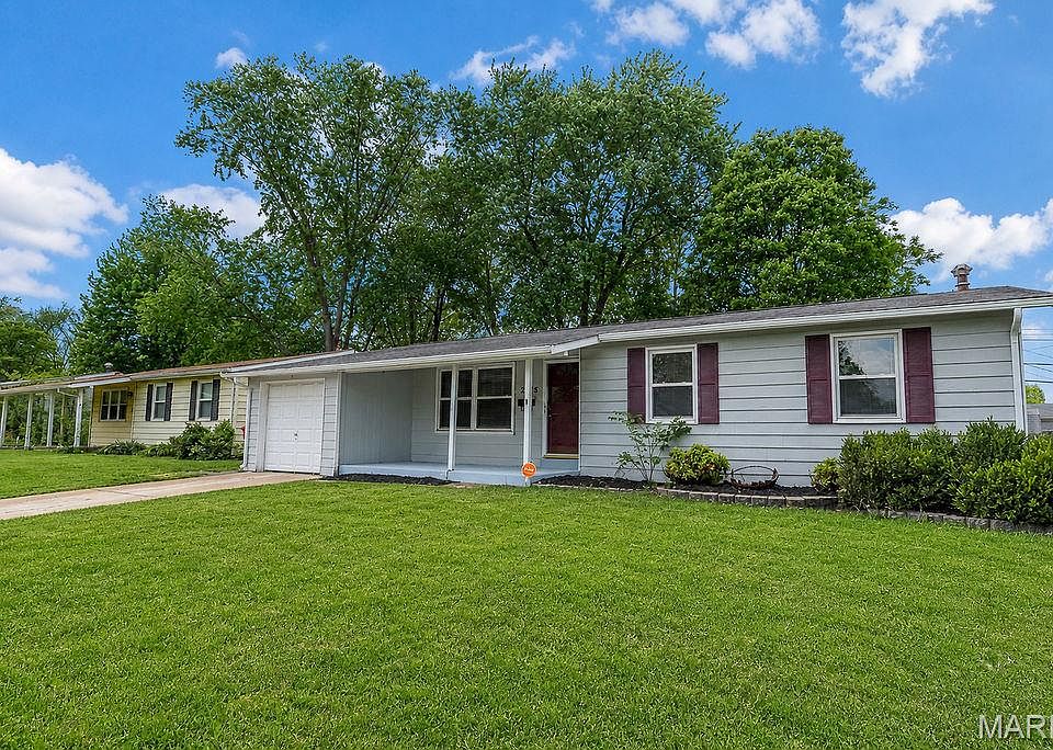 1st image of 2175 Collier Dr