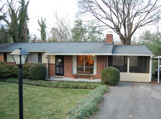 117 E And West Rd, Lookout Mountain, TN 37350