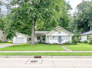 602 N Range St, Oblong, IL 62449