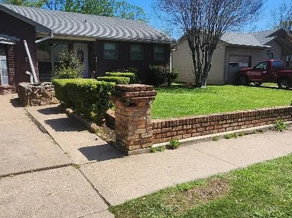 850 Wideman Dr, Dallas, TX 75217