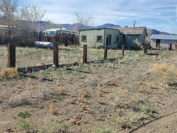 908 A St, Mina, NV 89422