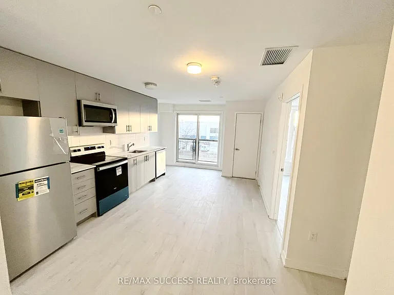 3401 Ridgeway Dr #315 — Photo 3