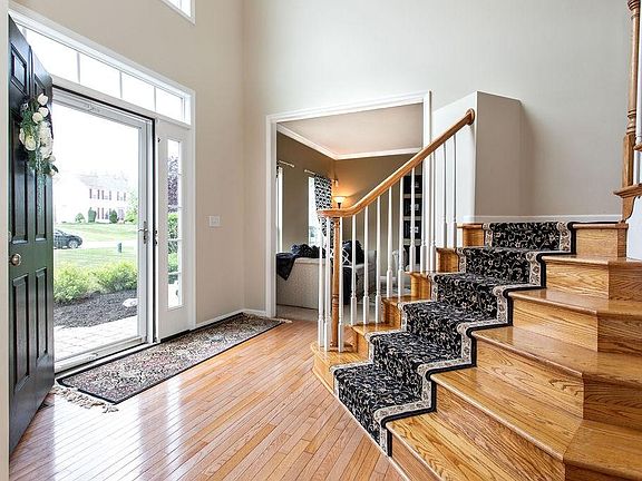 4th image of 6416 Cricklewood Green Ln