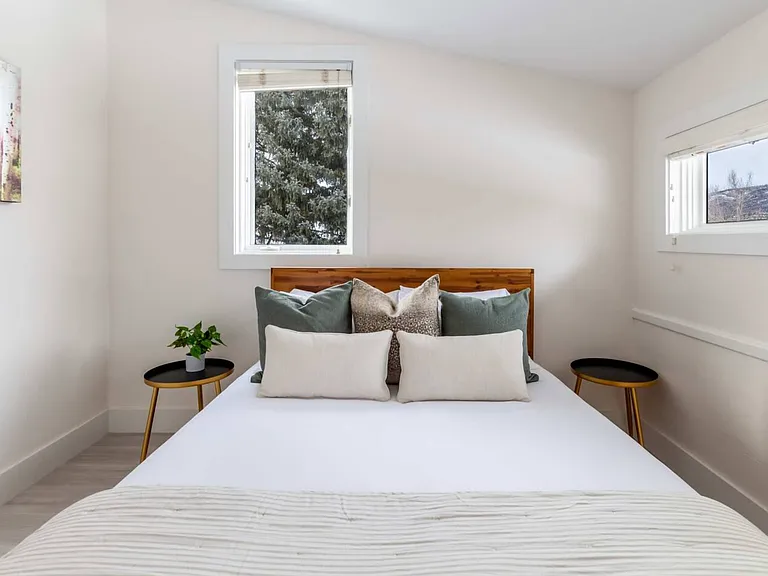 900 E Hopkins Ave #16 — Photo 9