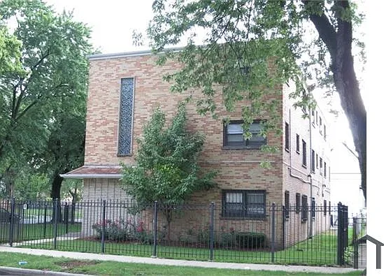 3 bed, 1000 sqft, $1,250 — Photo 1