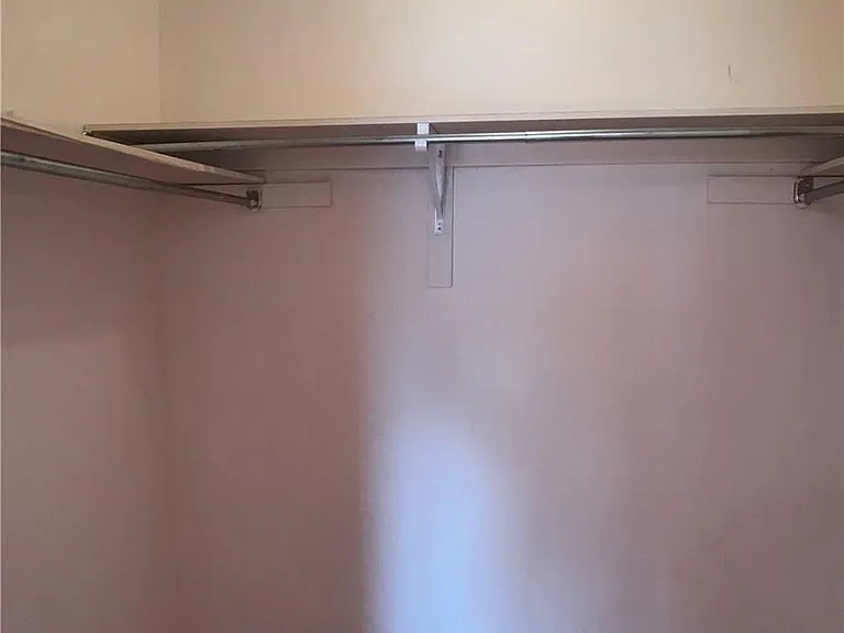 5252 Bushelgrove Cir — Photo 18