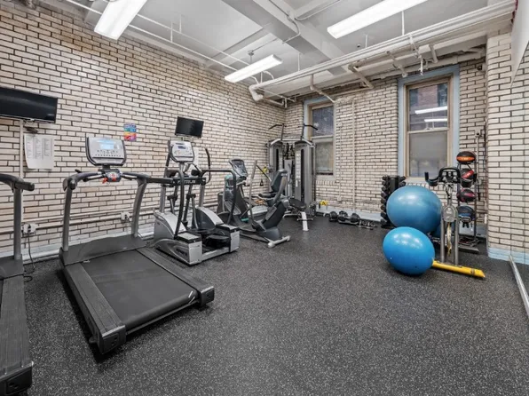 419 East 57th Street 15BC image 15 of 16