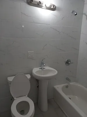 Rented by Robert J. Deallie, LREB | media 15