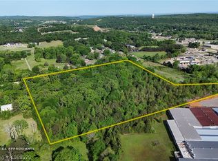 1135 W Center St, Greenwood, AR 72936