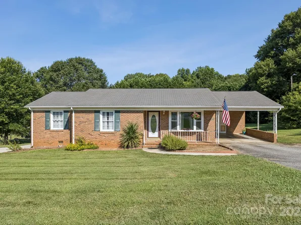121 Kee Rd, Belmont, NC 28012