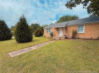 5901 E 3rd St, Tulsa, OK 74112