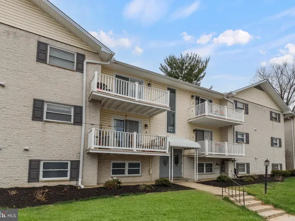 12 Warren Cmn #A, Cockeysville, MD 21030