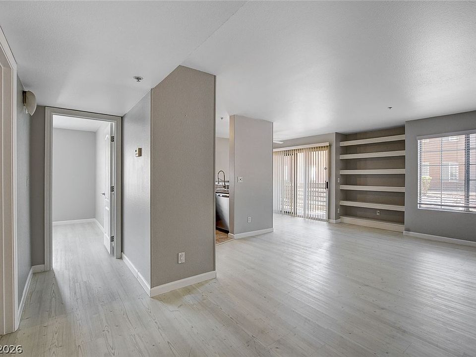 1st image of 2110 Sealion Dr Unit 104