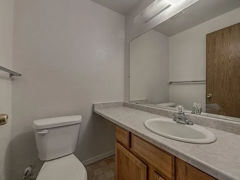 724 W 1720 N #109 — Photo 9