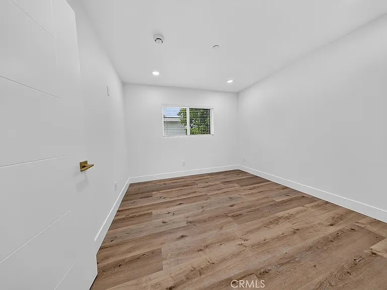 13424 Kamloops St — Photo 33