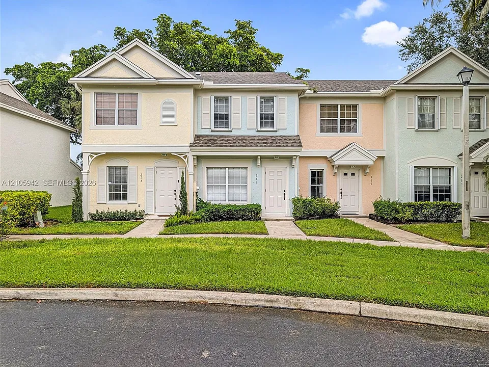 271 Duval Ct