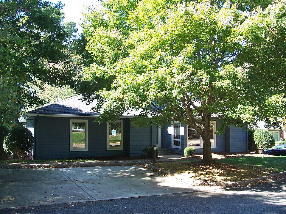 Front view of condomium