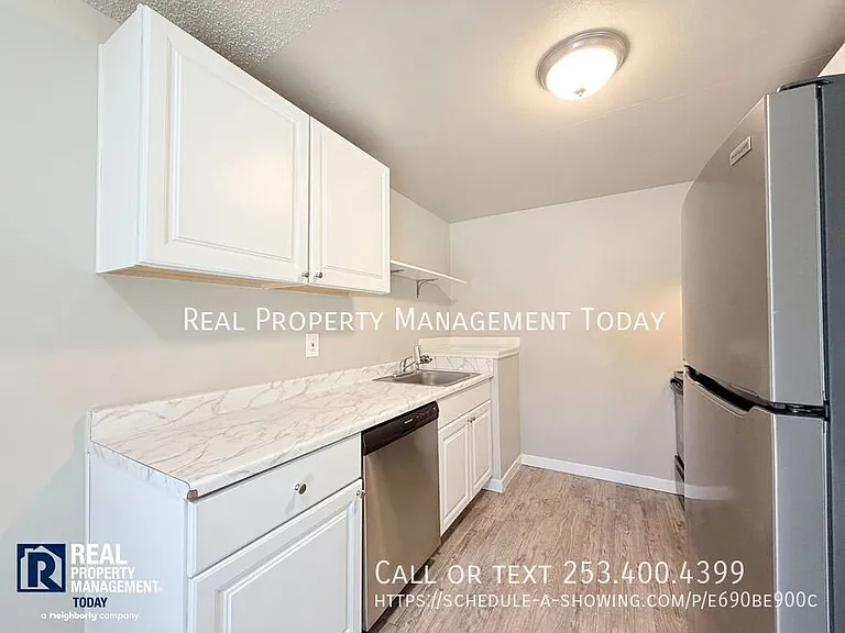 1410 Josephine Ct SE — Photo 8