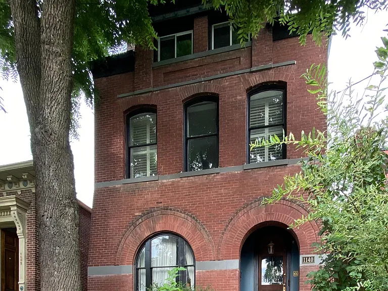 1140 S Floyd St — Photo 1