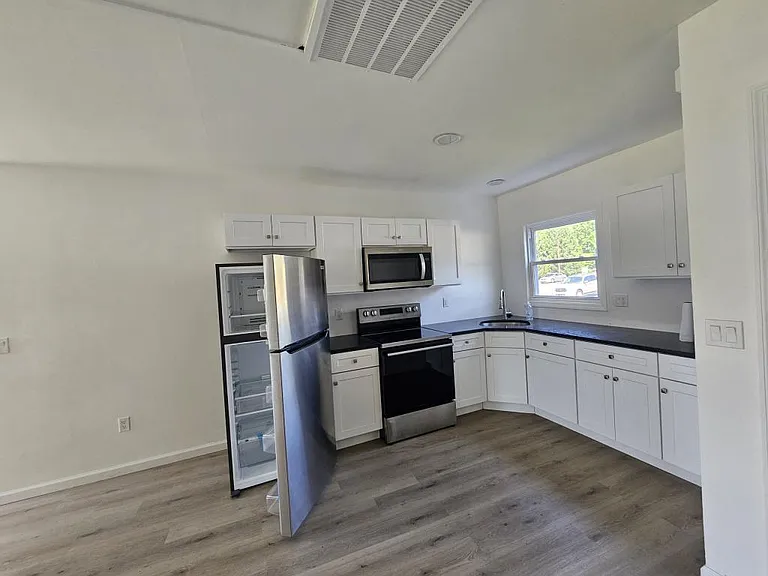 104F Quarry Rd — Photo 14