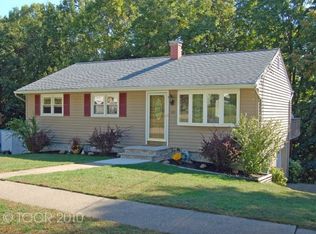 109 Red Twig Trl, Bloomingdale, NJ 07403