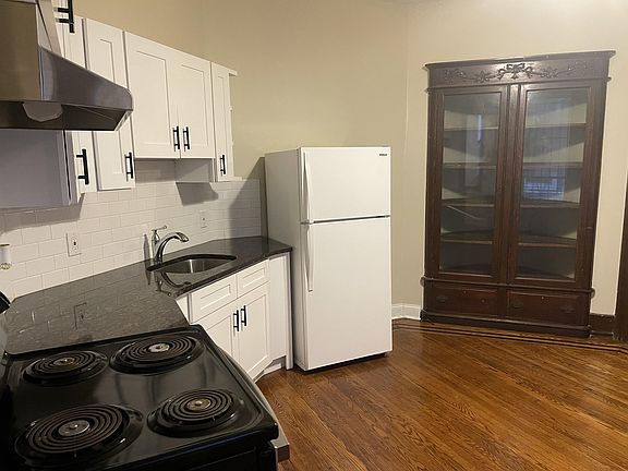 4th image of 1227 W Allegheny Ave Floor 1
