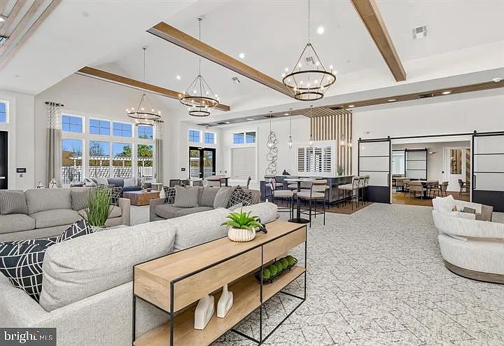 2 bed, 2.0 bath, $2,800 — Photo 3