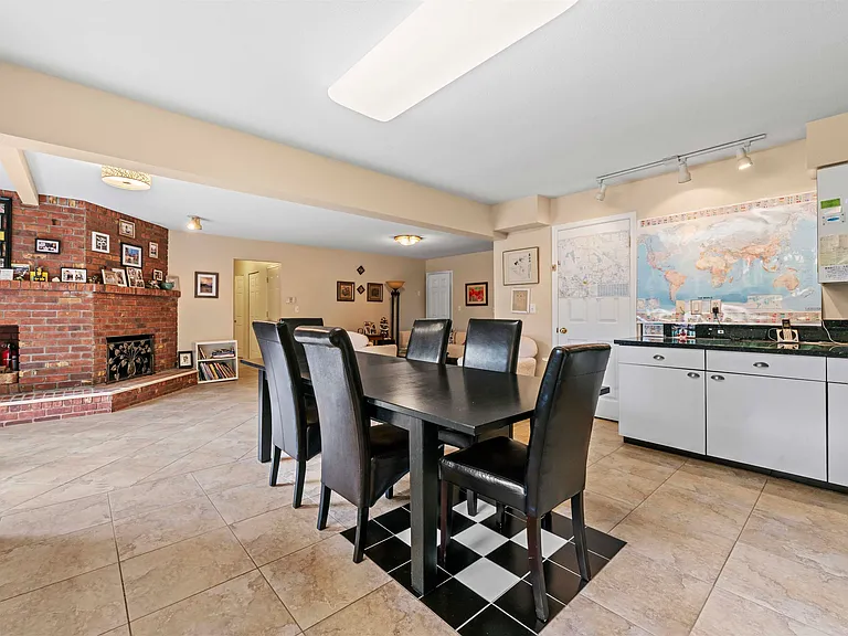 7080 Lucas Rd — Photo 18