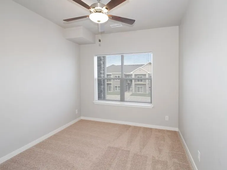 Trestle Crossing Condos — Photo 16