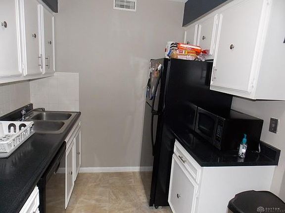 3rd image of 7815 N Main St Unit 6