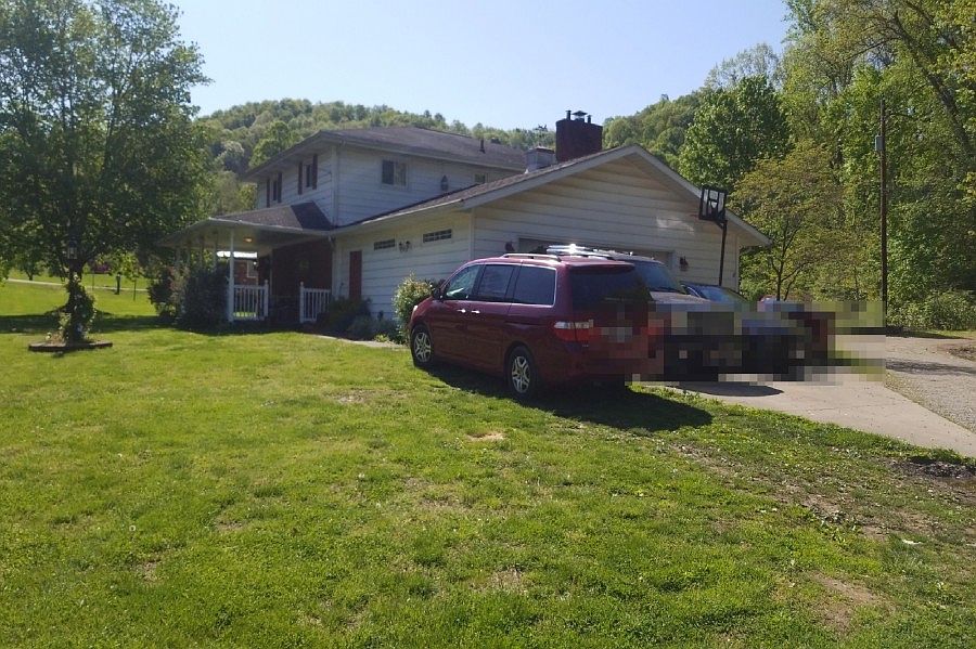 2nd image of 1622 Rosemount Rd