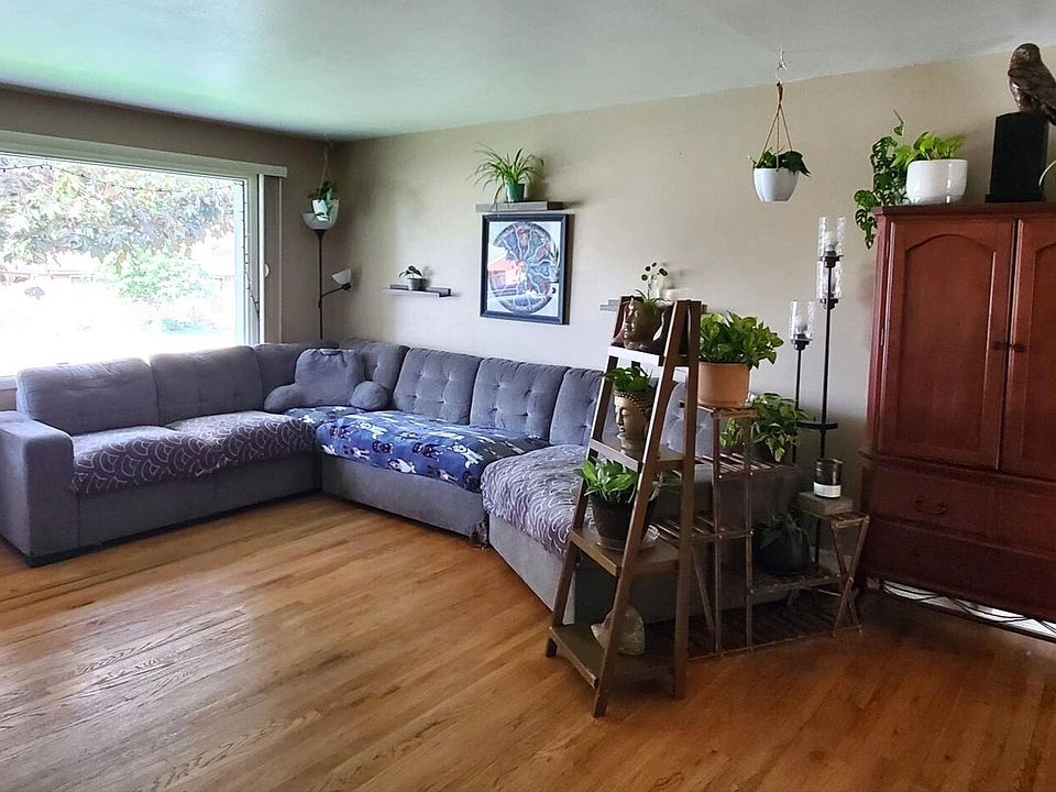 いいづかページです 5618 N Forest Blvd, Spokane, WA 99205 | Zillow