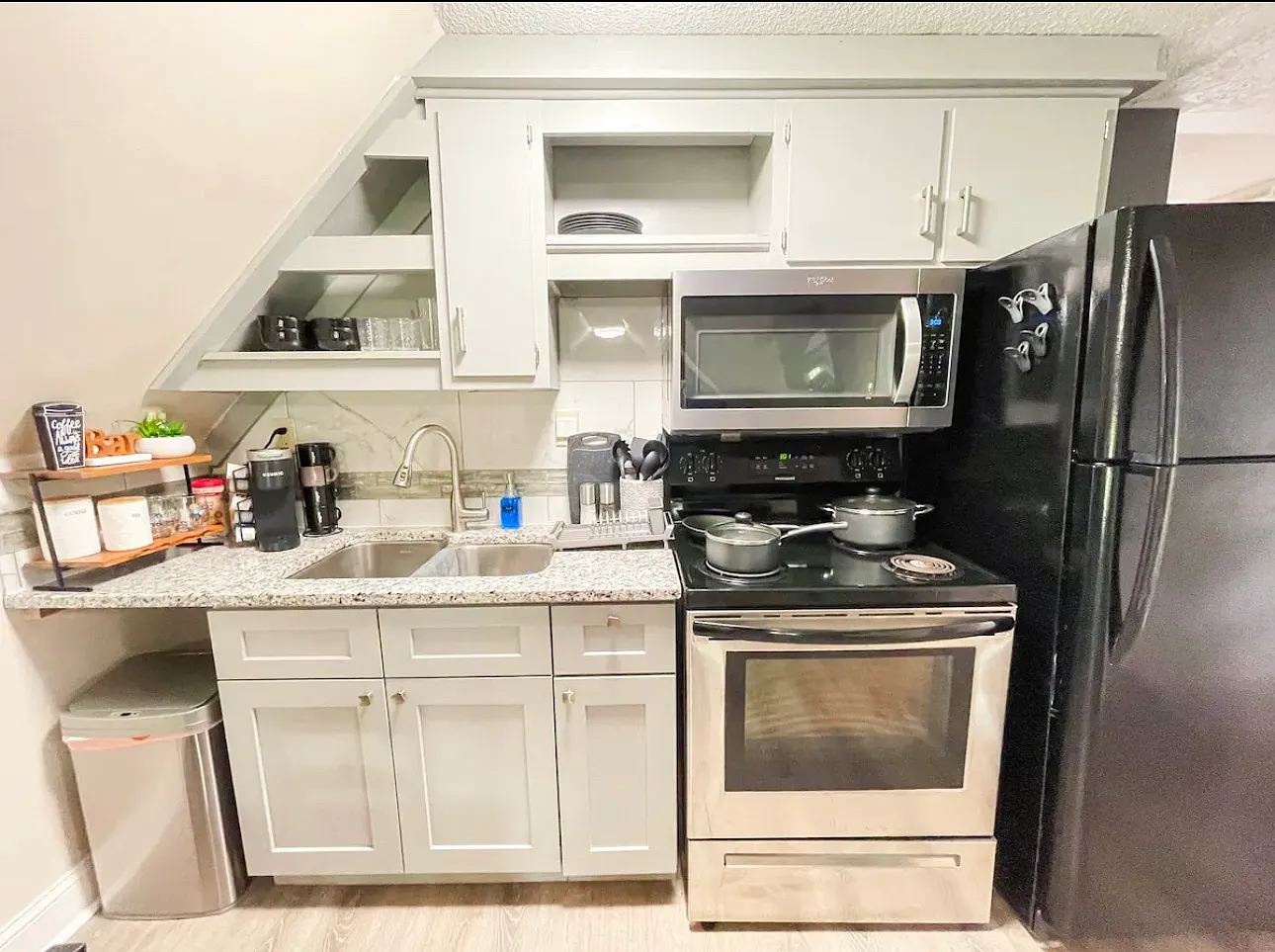 3 bed, 1200 sqft, $1,550 — Photo 4